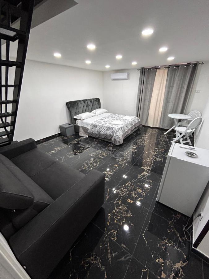Giovanni Luxury Suites ナポリ エクステリア 写真