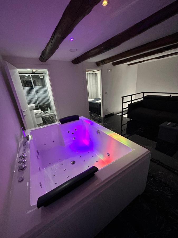 Giovanni Luxury Suites ナポリ エクステリア 写真