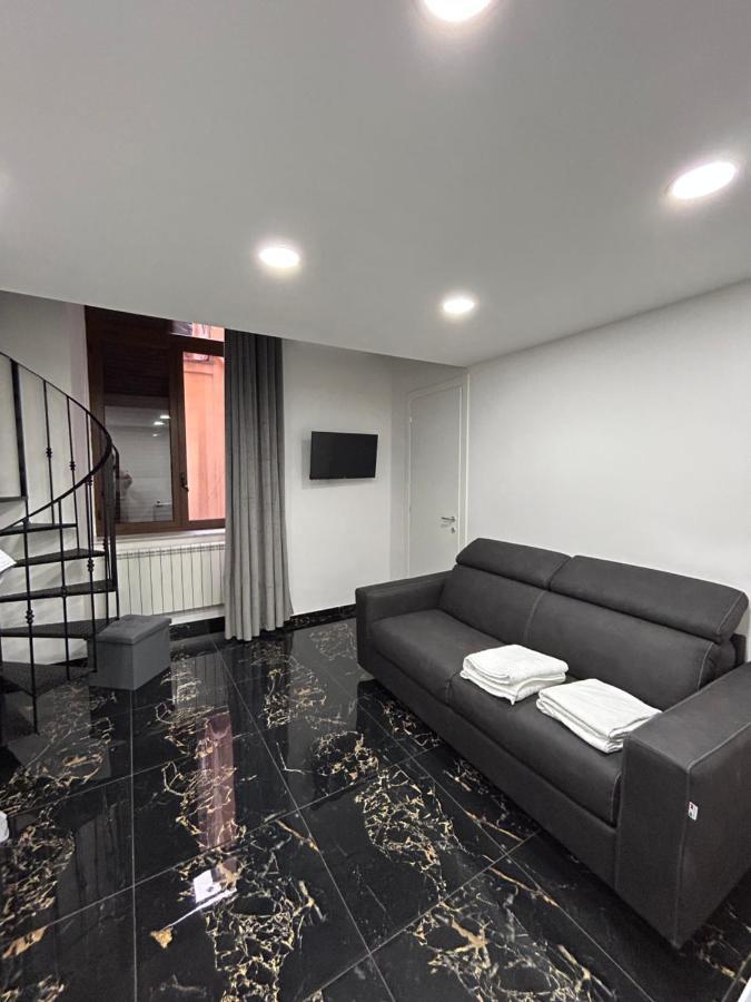 Giovanni Luxury Suites ナポリ エクステリア 写真