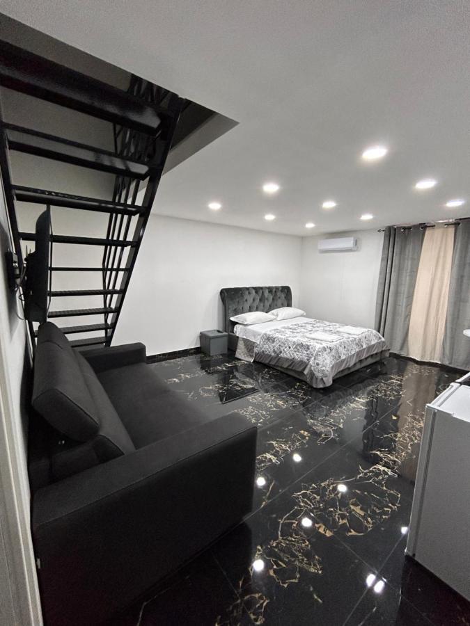 Giovanni Luxury Suites ナポリ エクステリア 写真