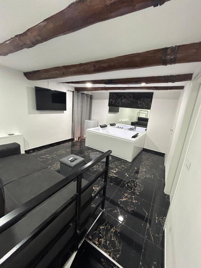 Giovanni Luxury Suites ナポリ エクステリア 写真