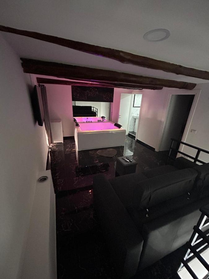 Giovanni Luxury Suites ナポリ エクステリア 写真