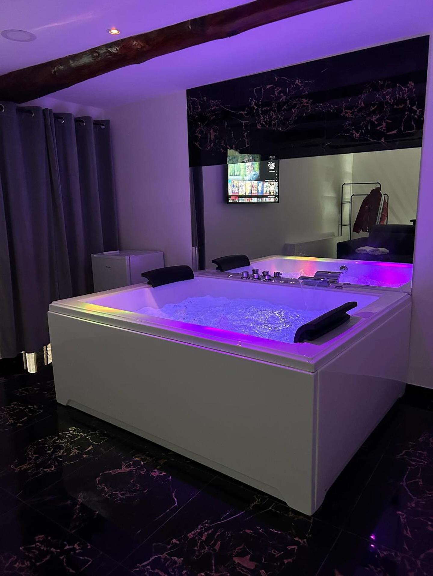 Giovanni Luxury Suites ナポリ エクステリア 写真